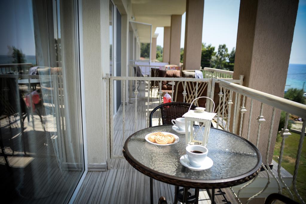 Crown Hotel Nea Skioni Exterior foto
